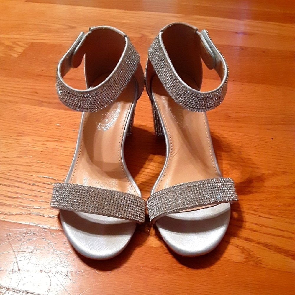 Girls Size 2 Italina Pageant Heels